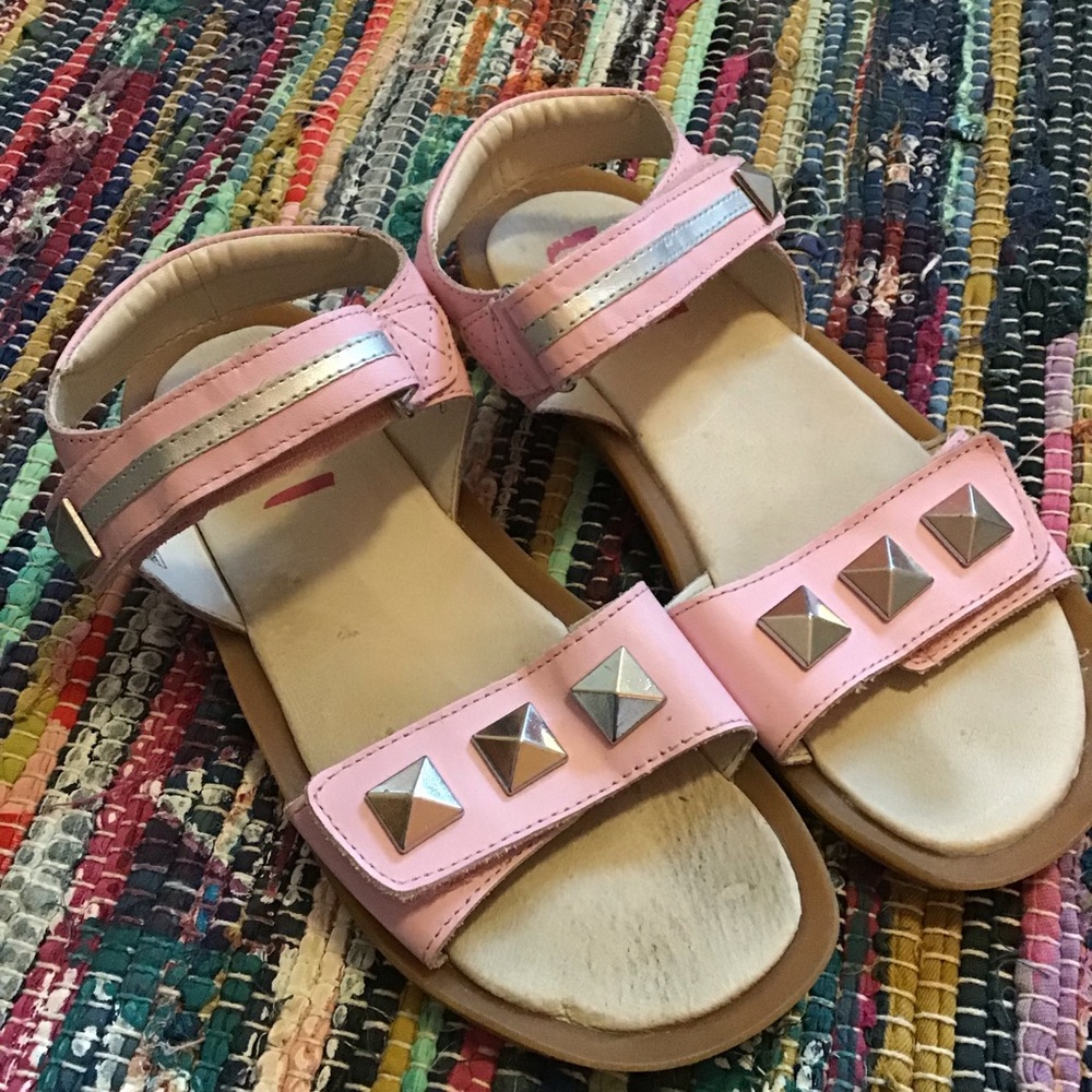 pink UMI studded leather sandals 33 1.5 (K8)
